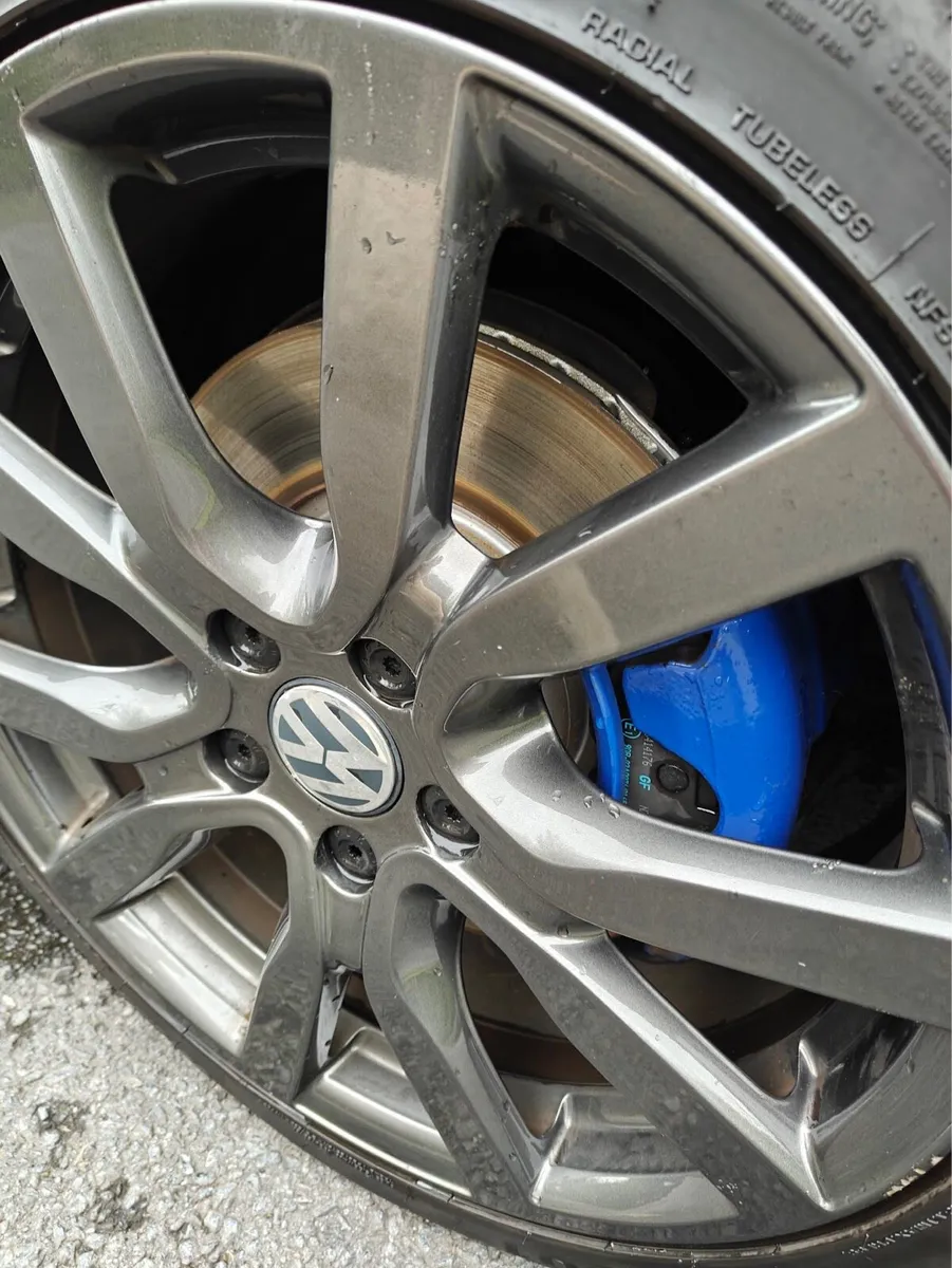 Volkswagen Golf GTE plug in hybrid - Image 6