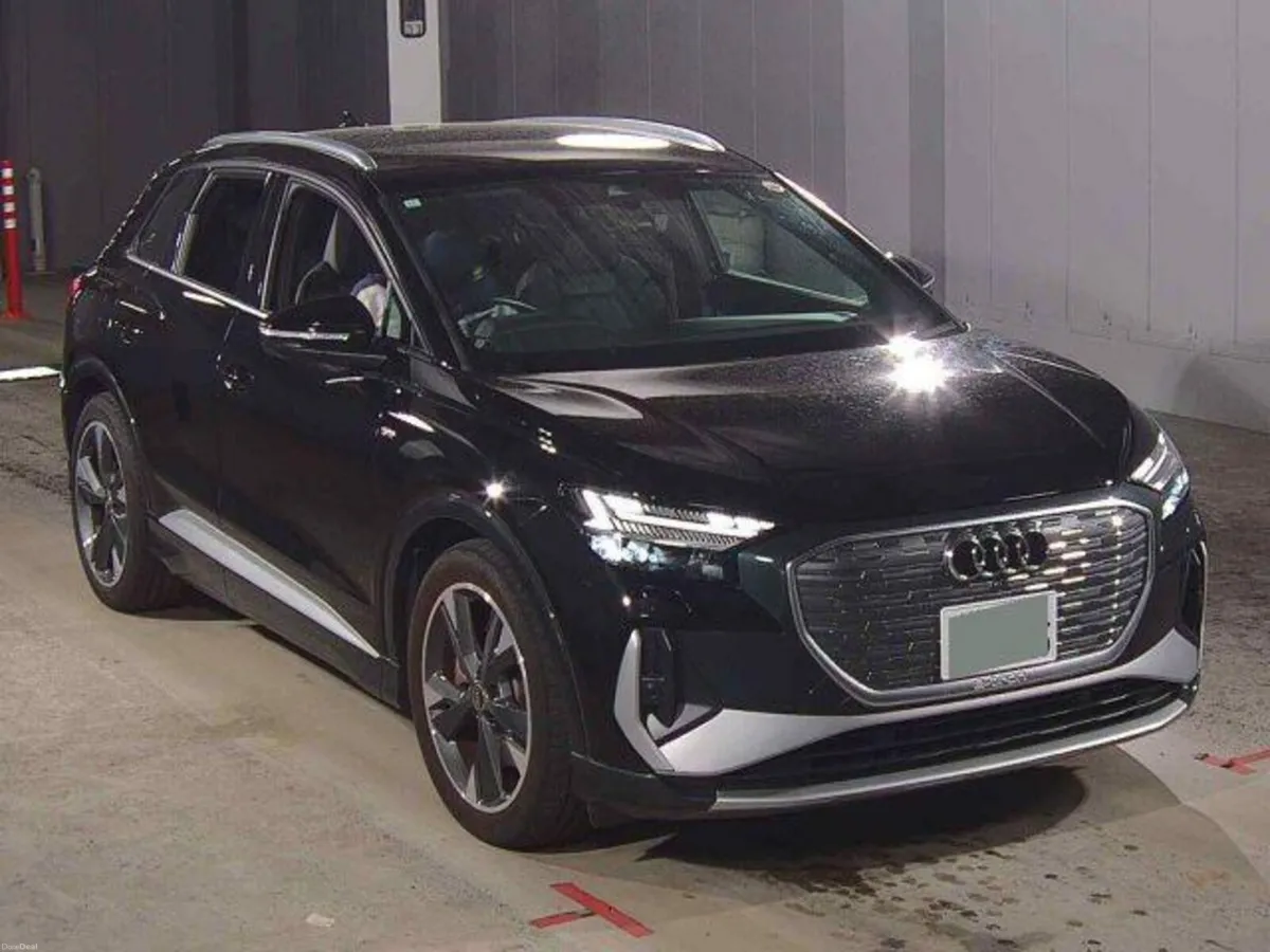 Audi Q4 e-tron 2023 - Image 1