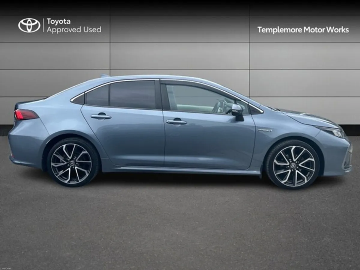 Toyota Corolla COROLLA HYBRID SOL SALOON - Image 3