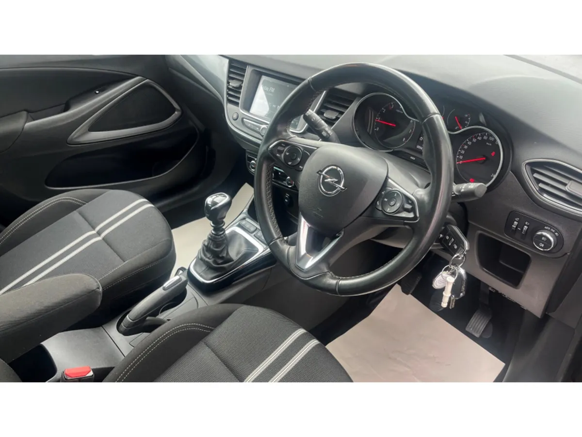 Opel Crossland SRI 1.5 110PS-DIesel * 1 Owner * - Image 5