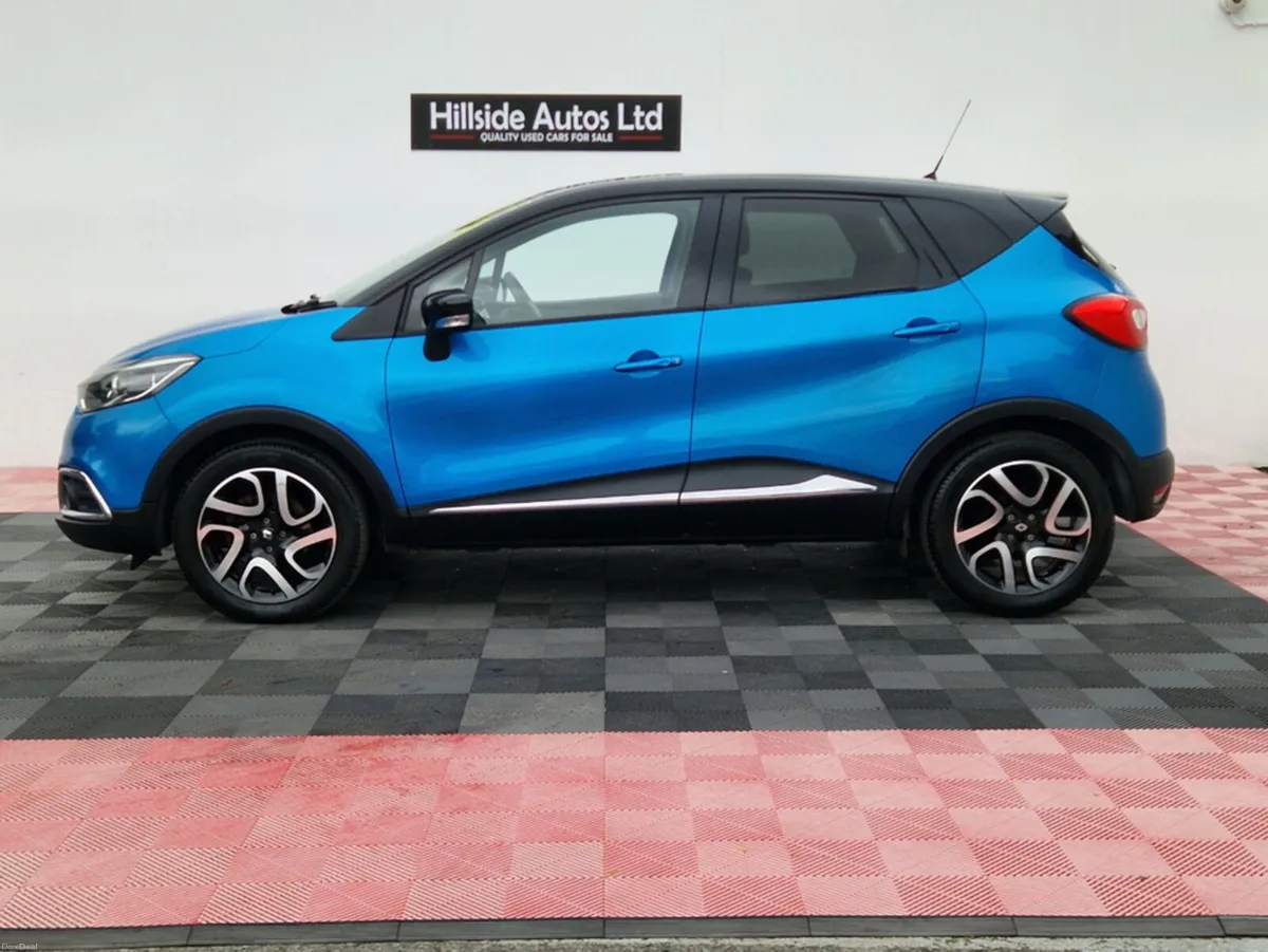 Renault Captur INTENSE 1.2 PETROL AUTOMATIC 5DR - Image 6