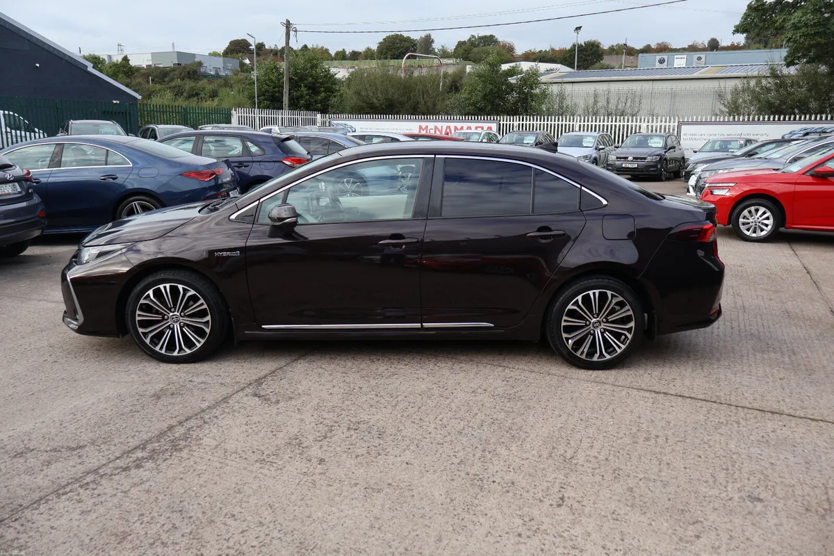 Toyota Corolla Luna Sport Only 69,000km Irish Car! - Image 6