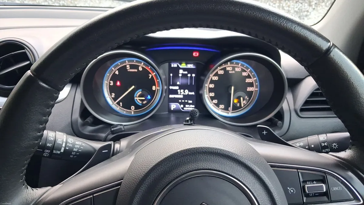 Toyota Yaris 2021 - Image 2