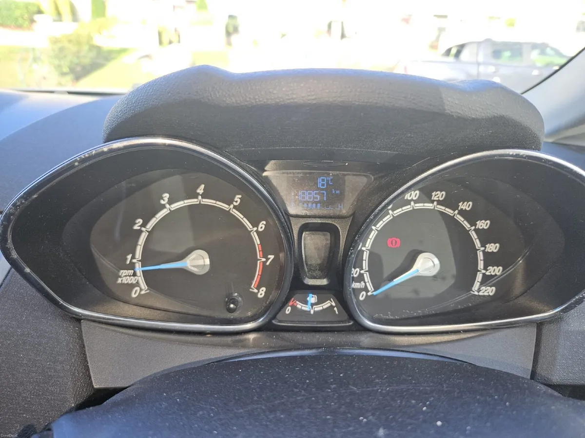 Ford Fiesta 2015 for Sale - Image 3