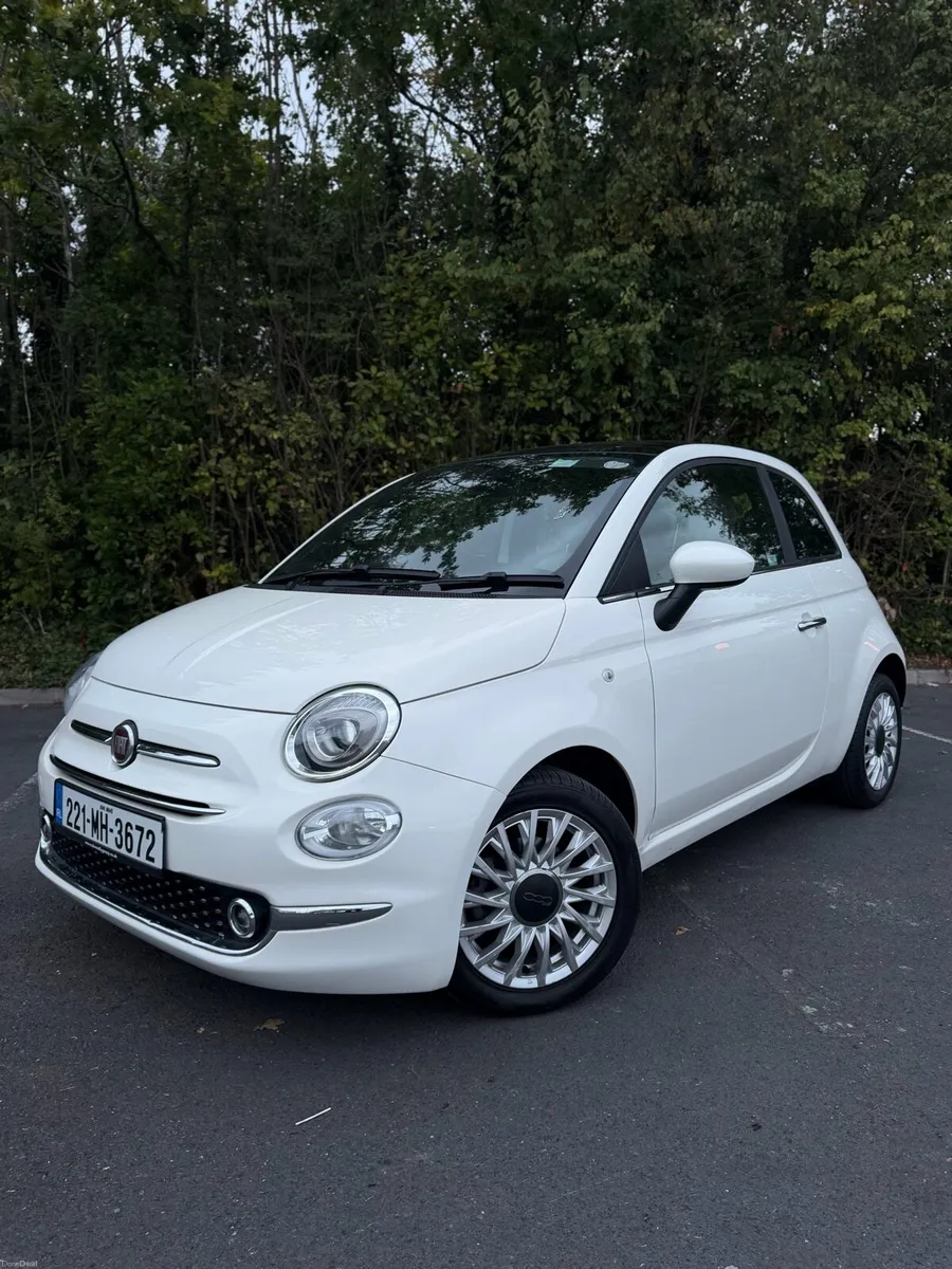 2022 Fiat 500 Hybrid - Image 2