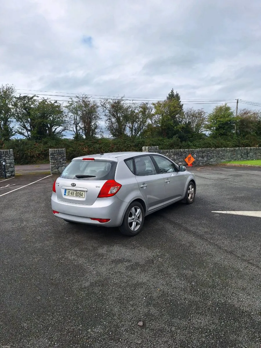 Kia ceed Diesel - Image 4