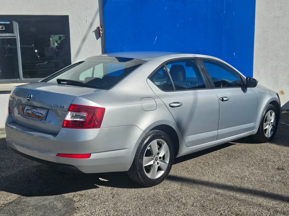 Skoda Octavia 1.6 diesel - Image 2