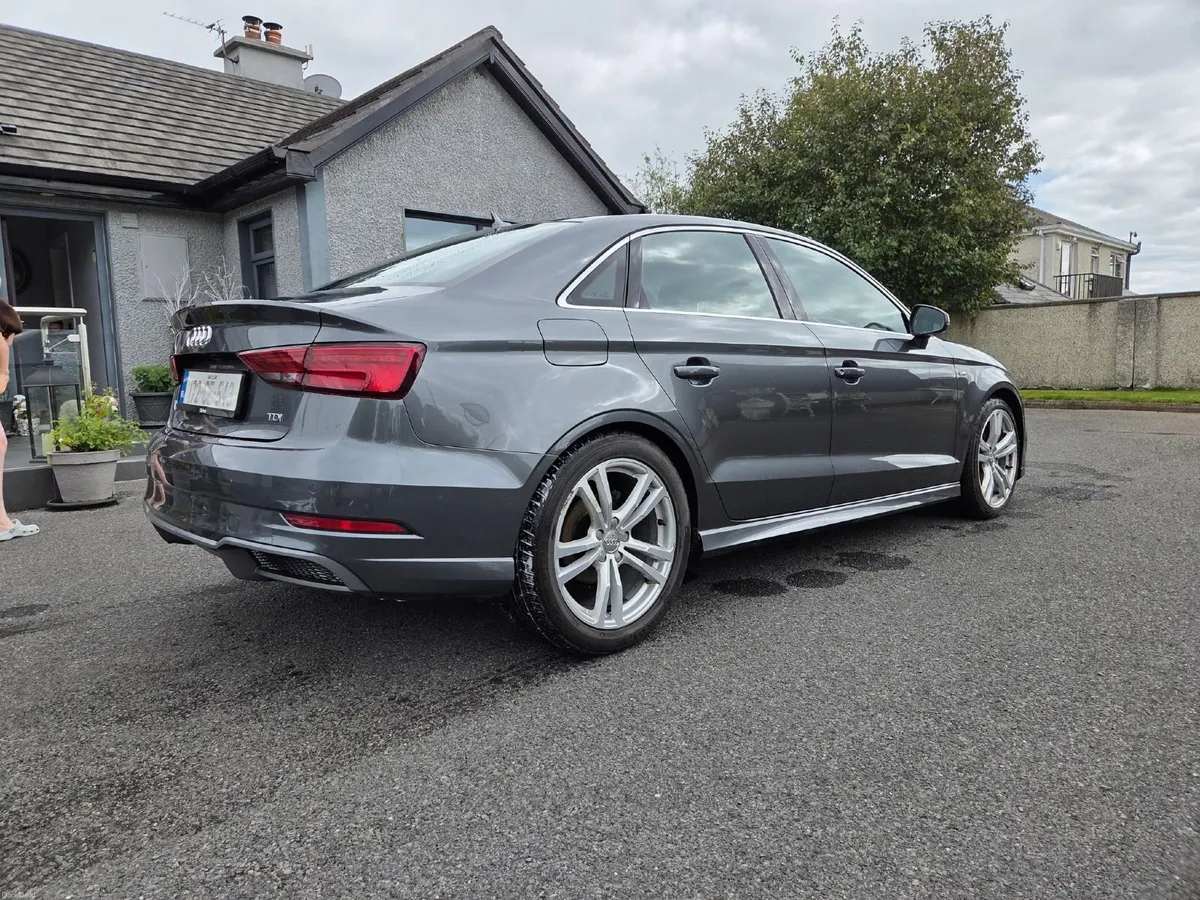 Audi A3 2017 - Image 4