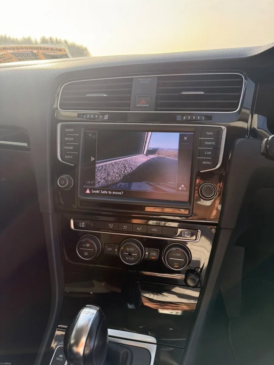 Vw golf automatic - Image 6