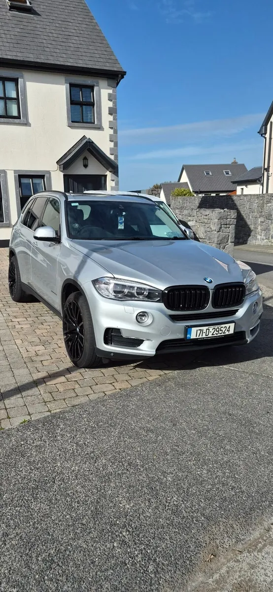 BMW X5 2017 - Image 1
