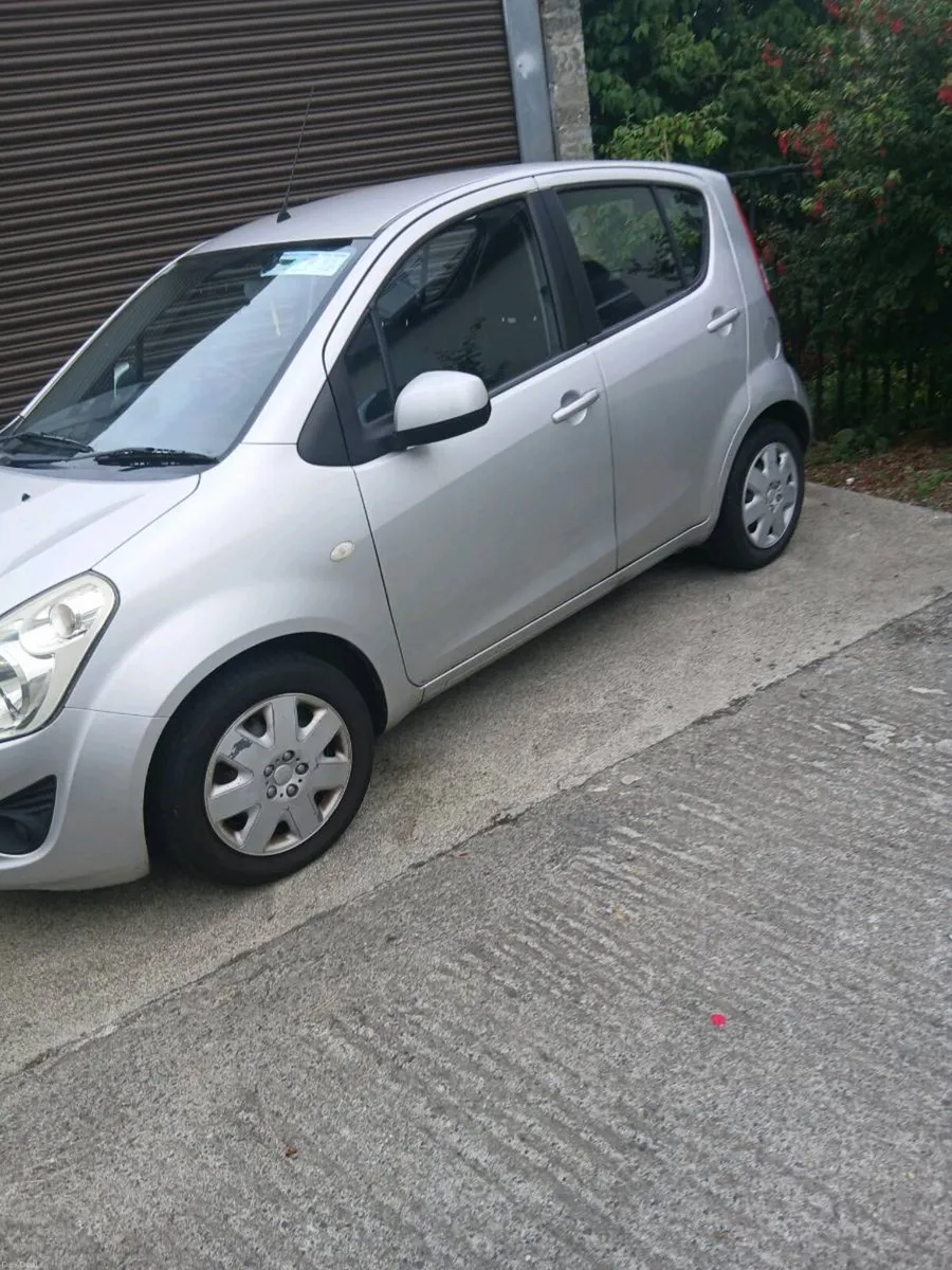 Car - Image 3