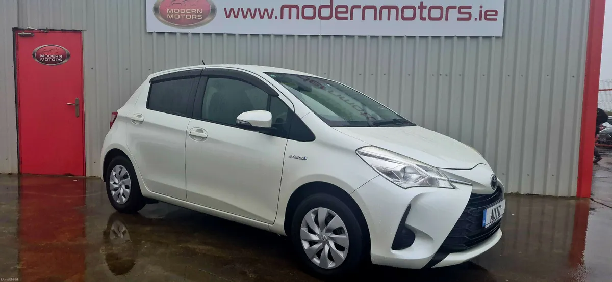 Toyota Vitz/yaris automatic hybrid/petrol 1.5 - Image 1