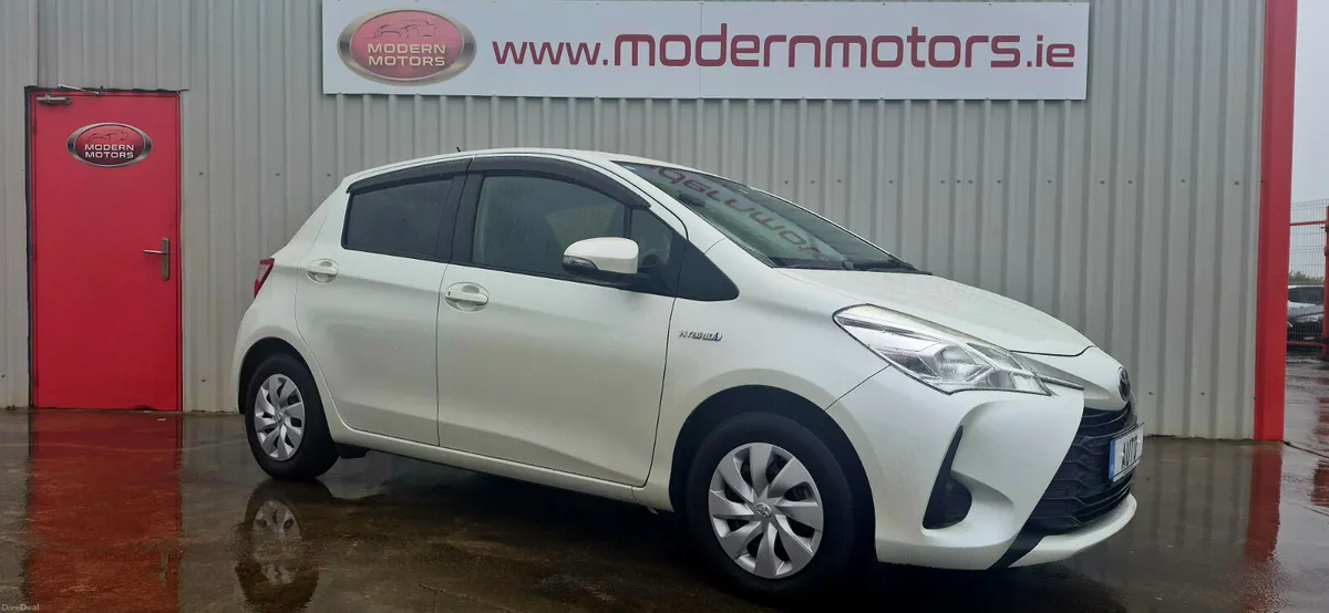Toyota Vitz/yaris automatic hybrid/petrol 1.5 - Image 3