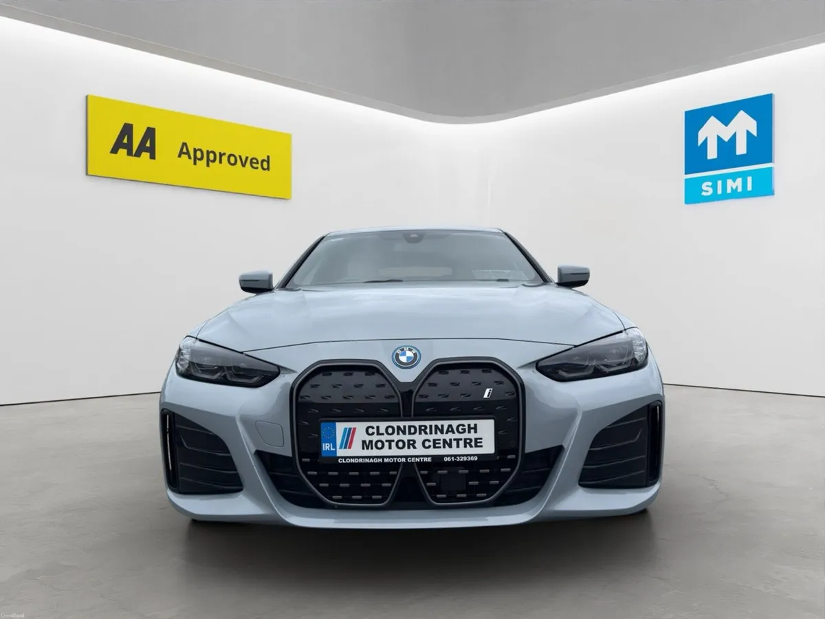 222 BMW i4 eDrive40 M Sport Pro – Harman Kardon - Image 2