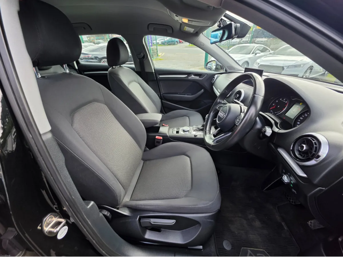 Audi A3 1.4 TFSI AUTOMATIC - REV CAMERA -  CARPLAY - Image 4