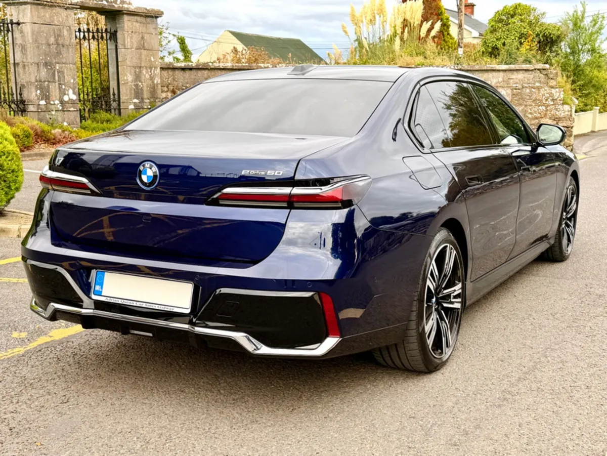 BMW i7 50 M-SPORT AUTO E-DRIVE - Image 3