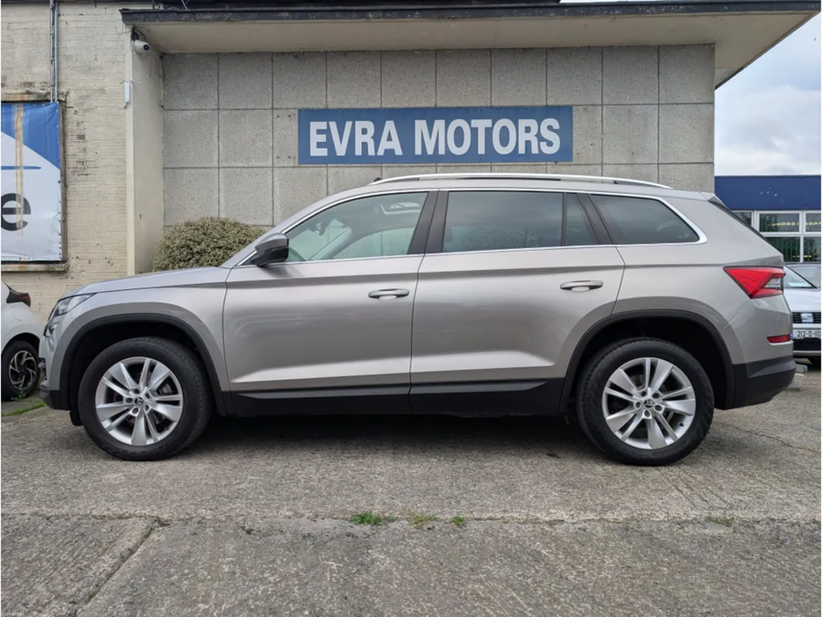 Skoda Kodiaq AMBITION 7 SEATER MANUAL 1.4 PETROL / - Image 5