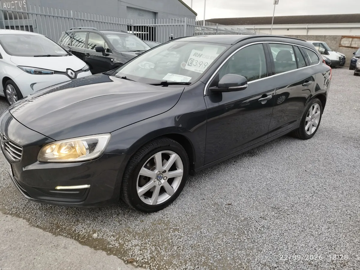 2015 Volvo V60 2.0 D3 150 bhp - Image 5