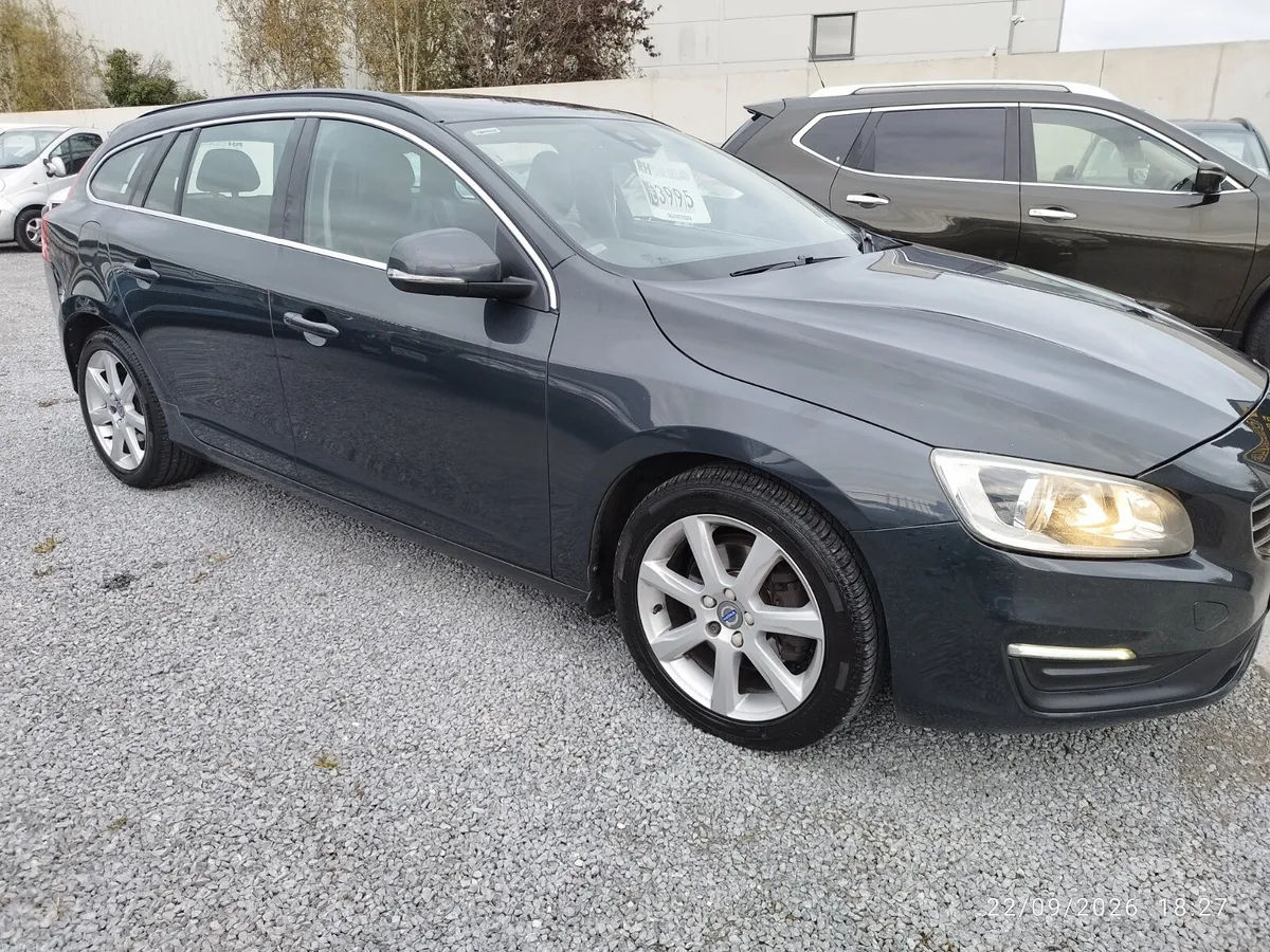 2015 Volvo V60 2.0 D3 150 bhp - Image 3