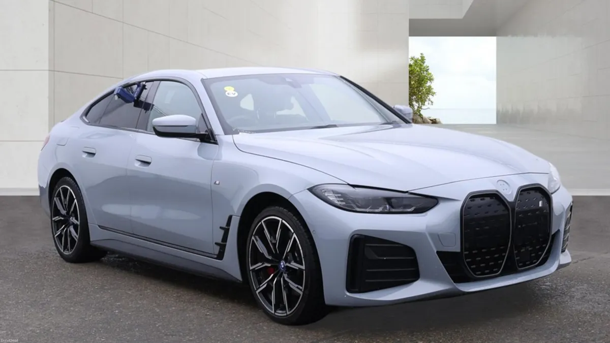 232 BMW i4 eDrive40 M Sport Pro - Image 1