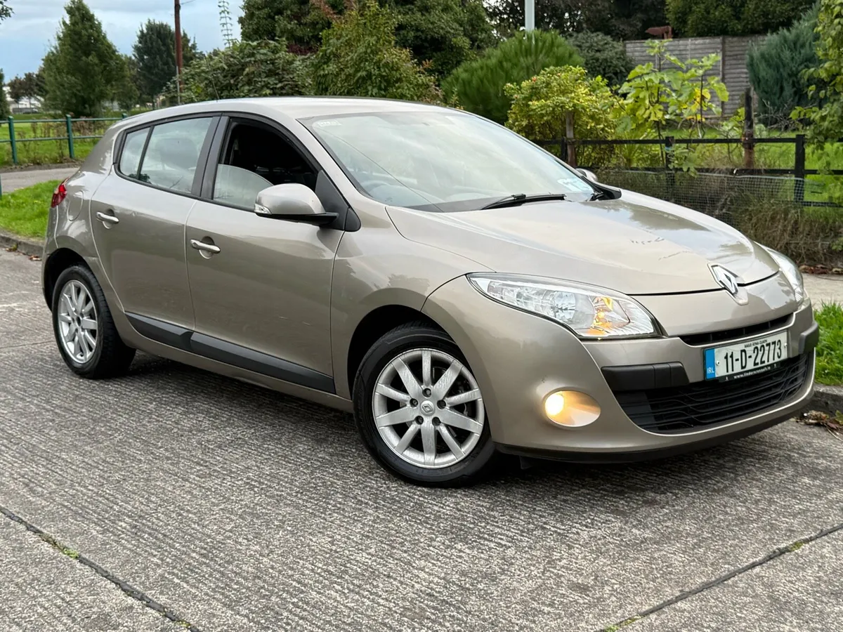 11 Megane 1.5 dci new Nct 8/27 tax 5/27 - Image 1