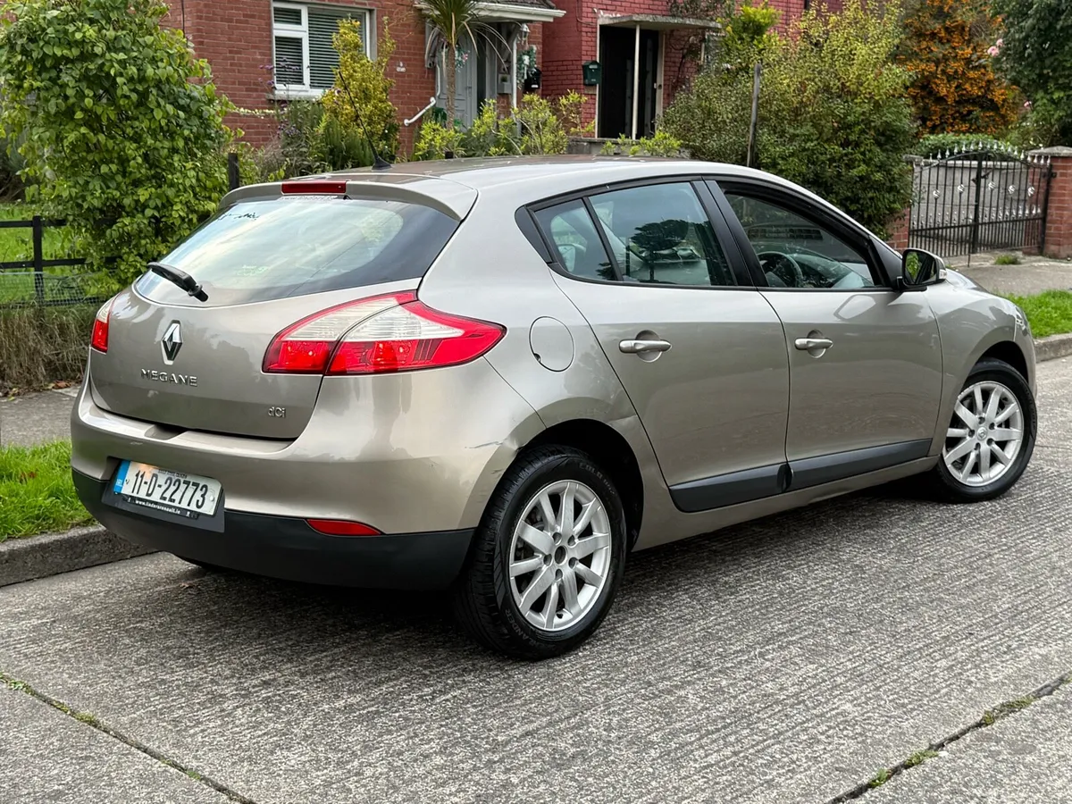 11 Megane 1.5 dci new Nct 8/27 tax 5/27 - Image 3