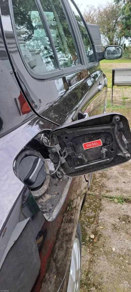 Nissan Micra Diesel - Image 6