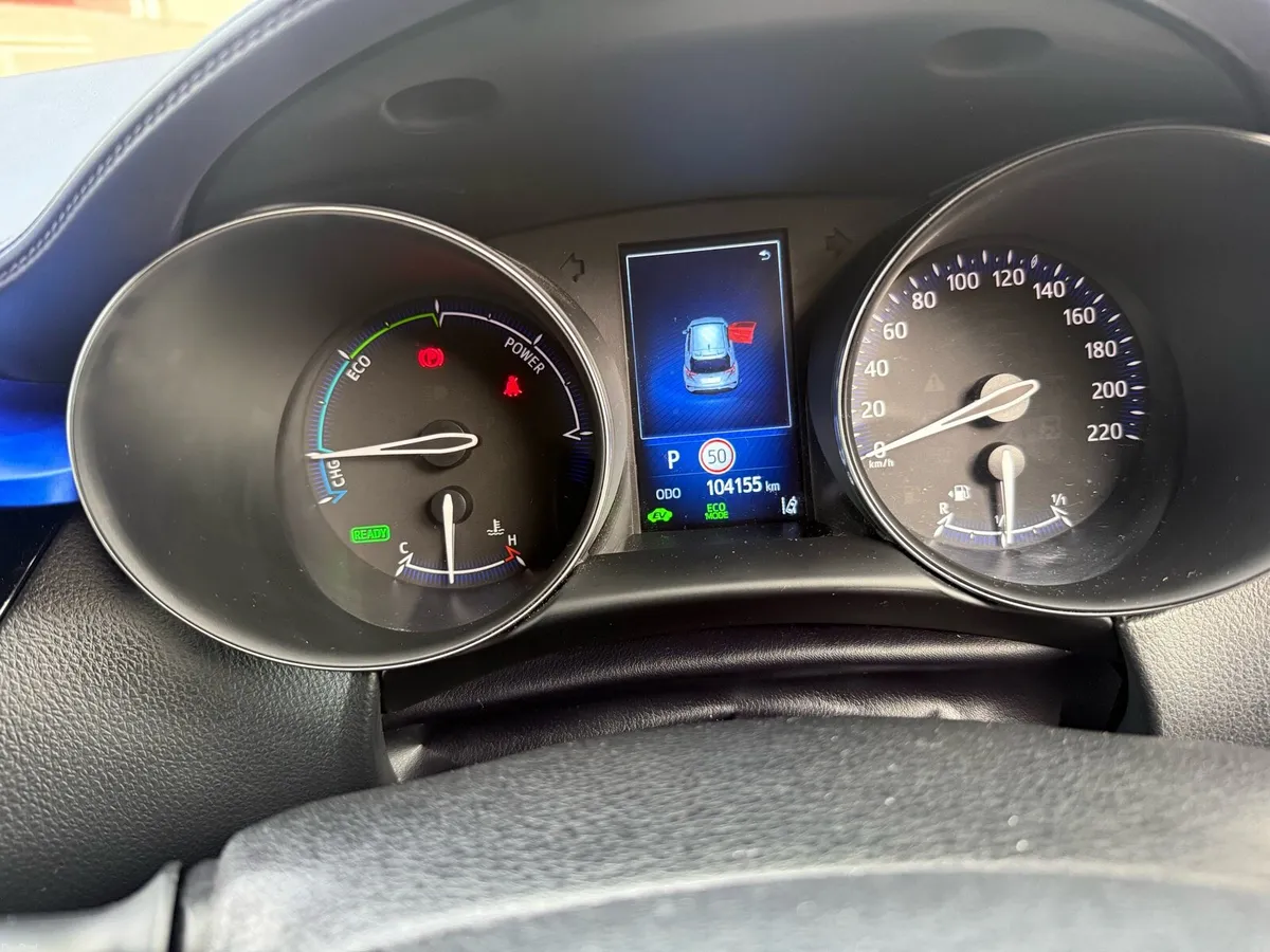 Toyota CH-R 2018 Hybrid Luna Sport - Image 5