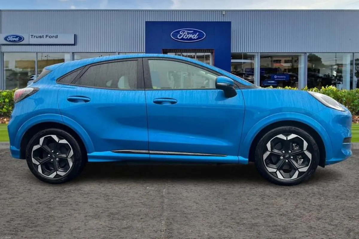 Ford Other Standard Range 43kWh Premium SUV 5dr El - Image 3