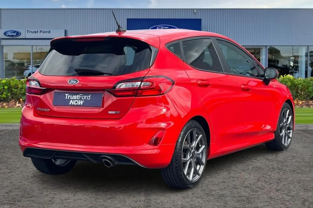 Ford Fiesta 1.0 EcoBoost Hybrid mHEV 125 ST-Line E - Image 4