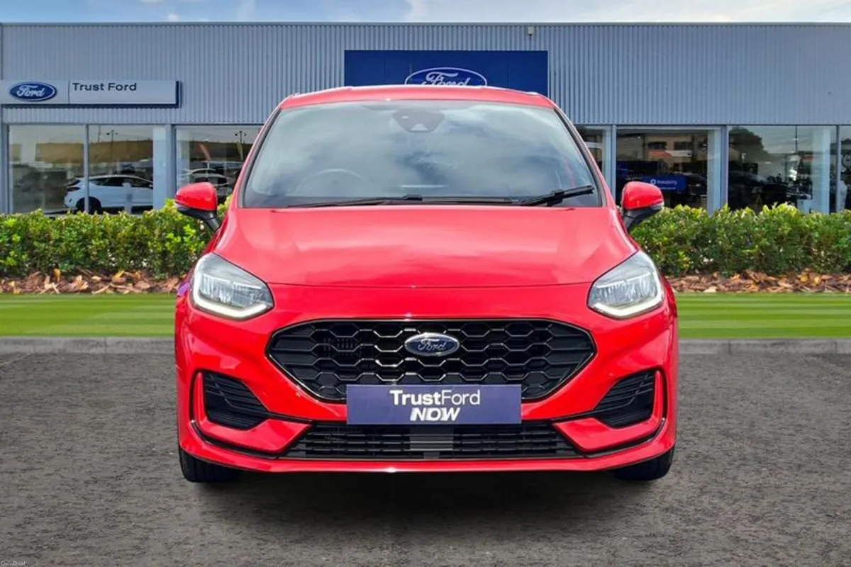 Ford Fiesta 1.0 EcoBoost Hybrid mHEV 125 ST-Line E - Image 6