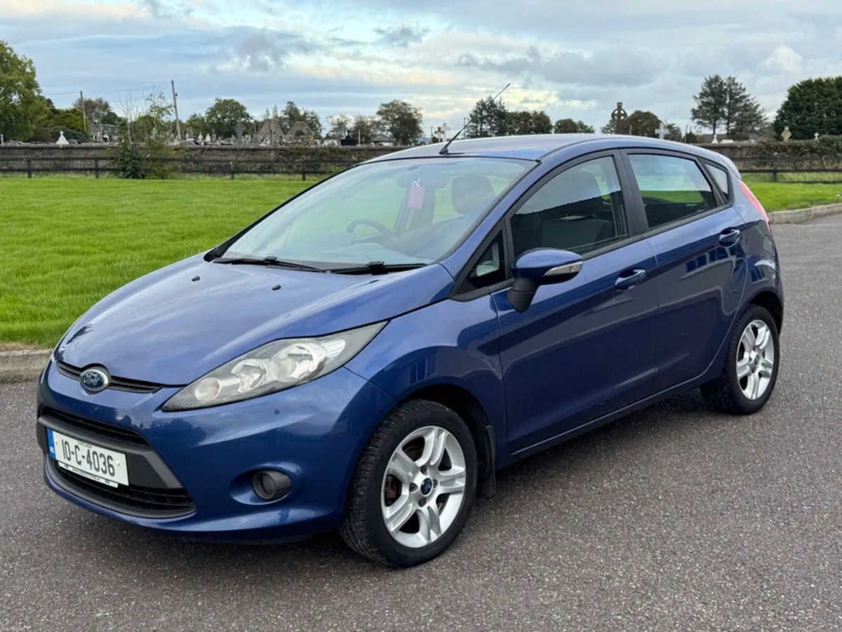 Ford Fiesta STYLE 1.25 82PS 5DR - Image 5