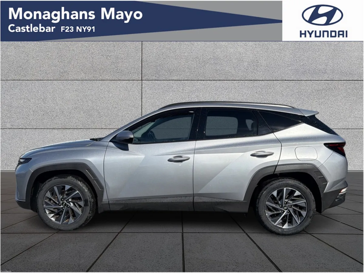 Hyundai Tucson EXECUTIVE 1.6 DIESEL 5DR - Image 6
