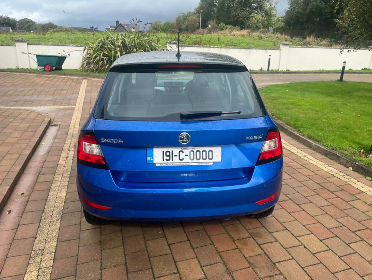 Skoda Fabia COLOUR EDITION TSI - Image 6
