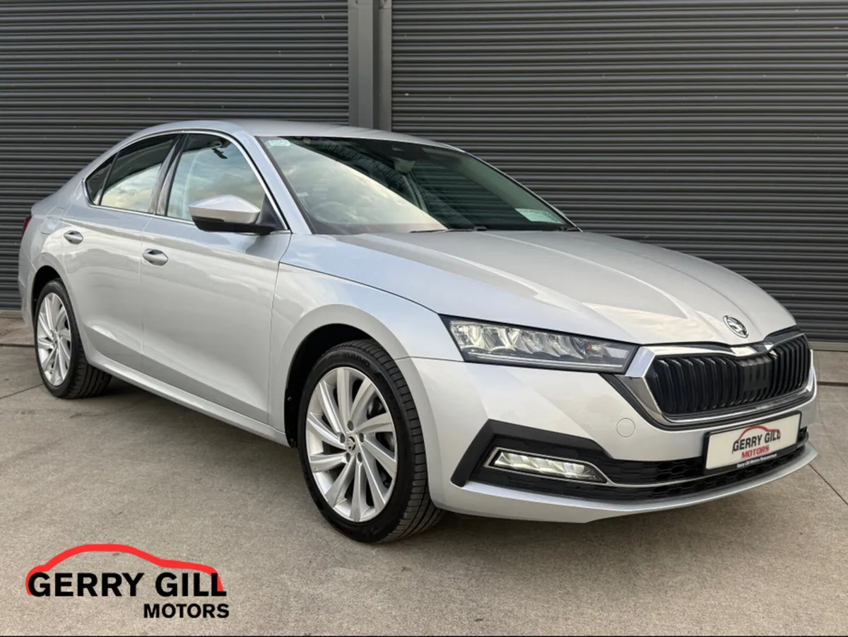 Skoda Octavia STYLE 2.0 TDI 115HP 5DR  * Reverse C - Image 1
