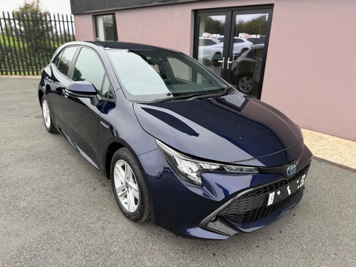 Toyota Corolla ICON HEV CVT - Image 1