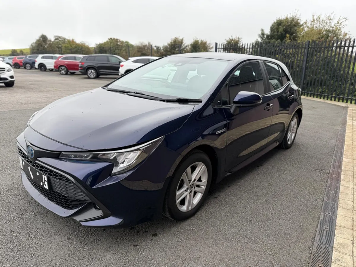 Toyota Corolla ICON HEV CVT - Image 4