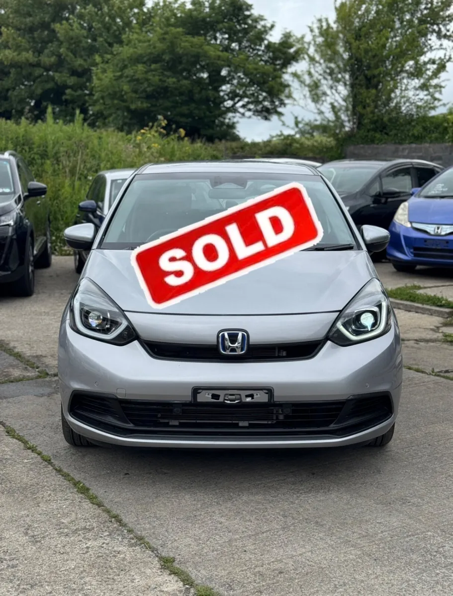 Honda Fit 1.5 Hybrid 36000 KM 2024 - Image 1