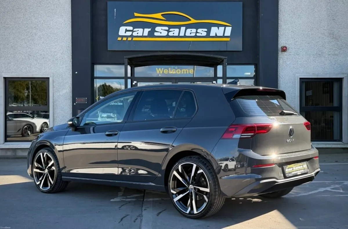 1.5 TSI Life Hatchback 5dr Petrol Manual Euro 6 (s - Image 4