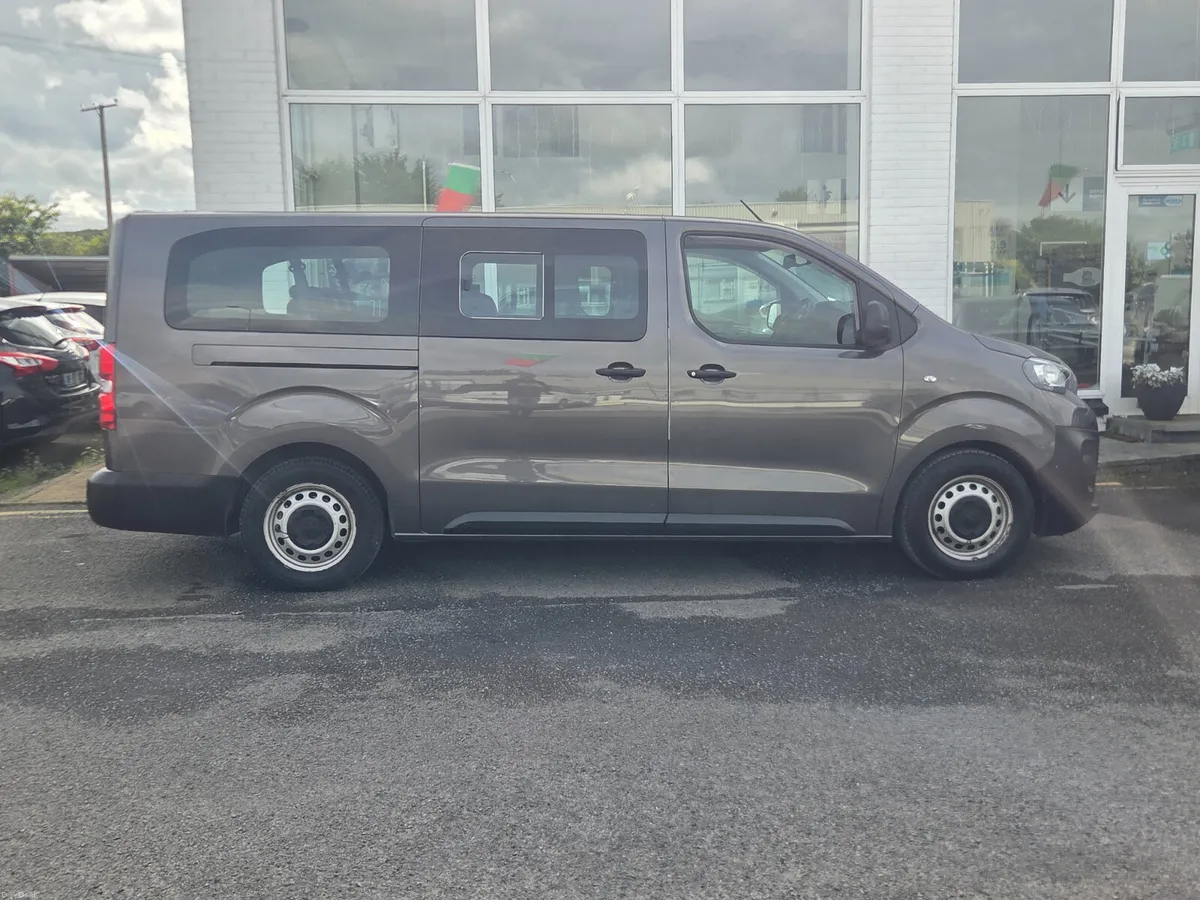 Peugeot Traveller 2021 - Image 3