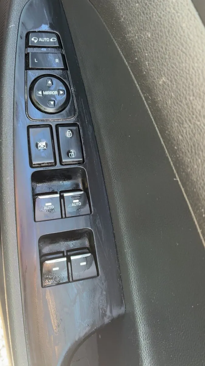 Hyundai Tuscon - Image 4