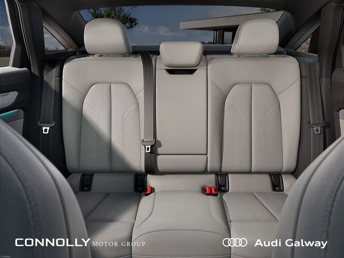 Audi A6 E-HYBRID S-LINE QUATTRO ~BLACK PACK~  ~AMB - Image 6