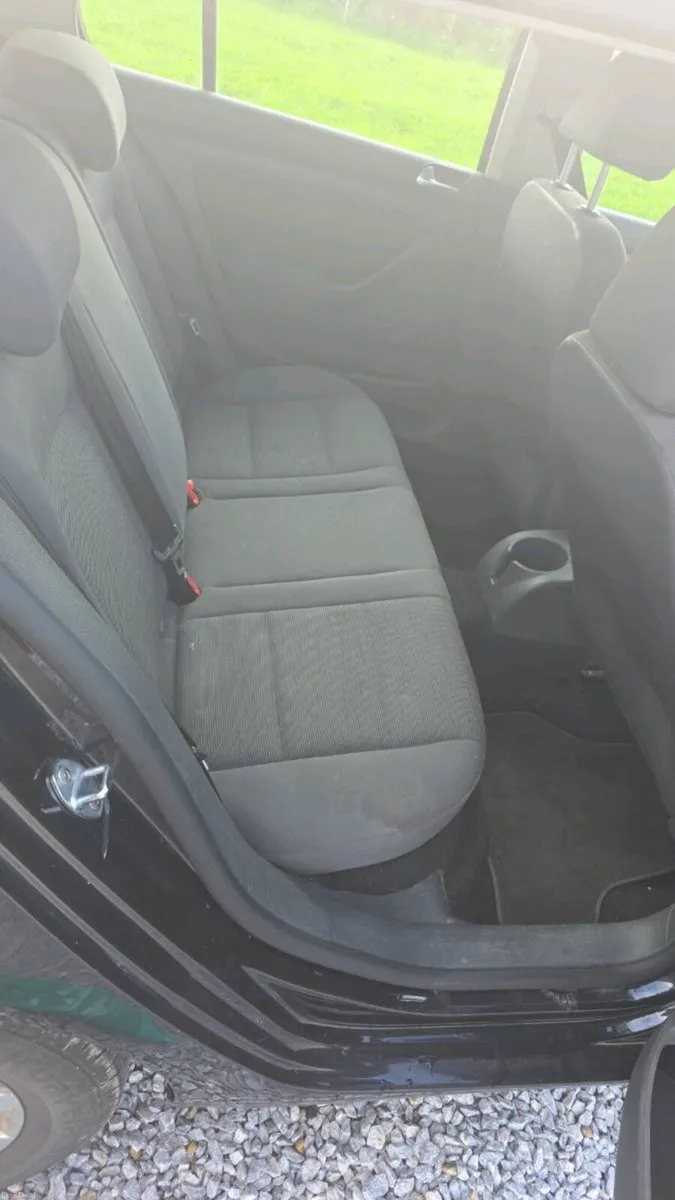 2008 mk5  2 liter golf - Image 6