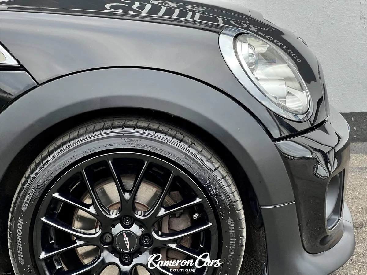 MINI COOPER S JCW ARMANI BLACK ICON - Image 5