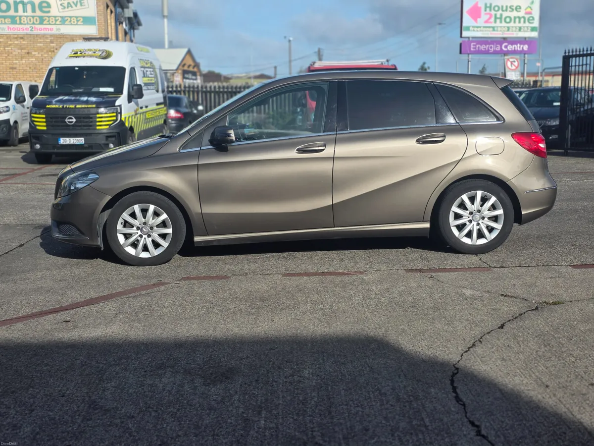 Mercedes B180 1.6 petrol - Image 3