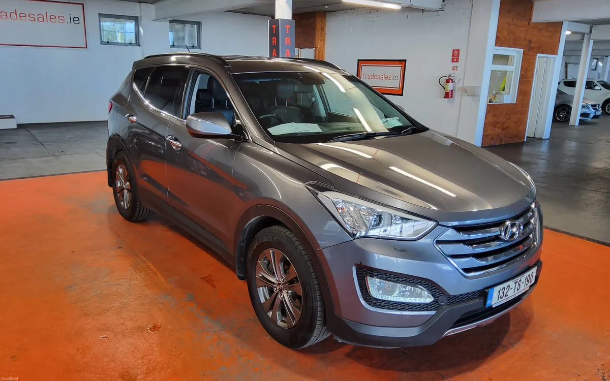 Hyundai Santa Fe 2013 - Image 1