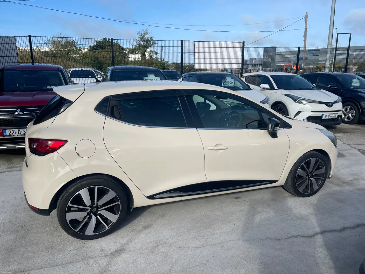 2016 Renault Clio 1.2 Automatic 5dr Model - Image 6