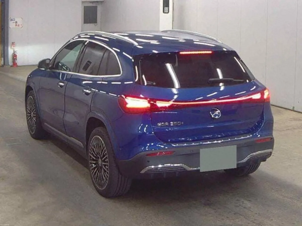 2025 Mercedes EQA 250+ - Image 2