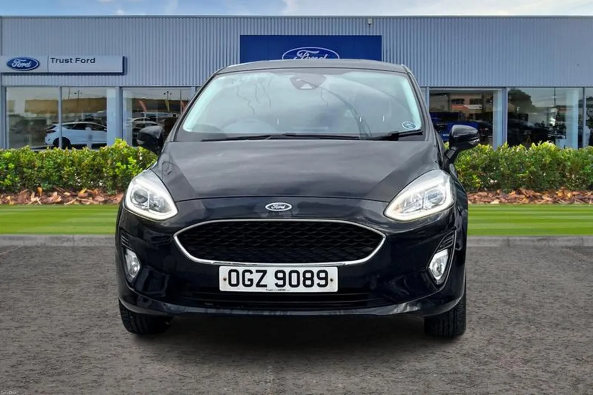 Ford Fiesta 1.1 Trend Navigation 5dr - Image 5