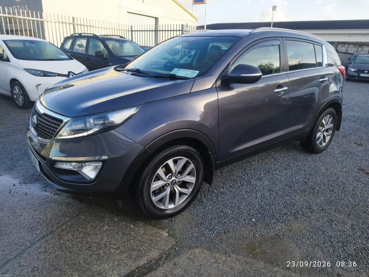 2015 Kia Sportage 1.7 crdi EXL  (top spec) - Image 6